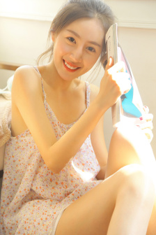 女大学生精油